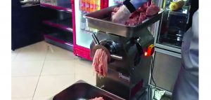 مزیت چرخ گوشت صنعتی رنان از نظر کیفیت و صدا | چرخ گوشت صنعتی رنان